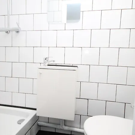 Bed & Breakfast 05 - Confort Au Calme Avec Tv Wifi *